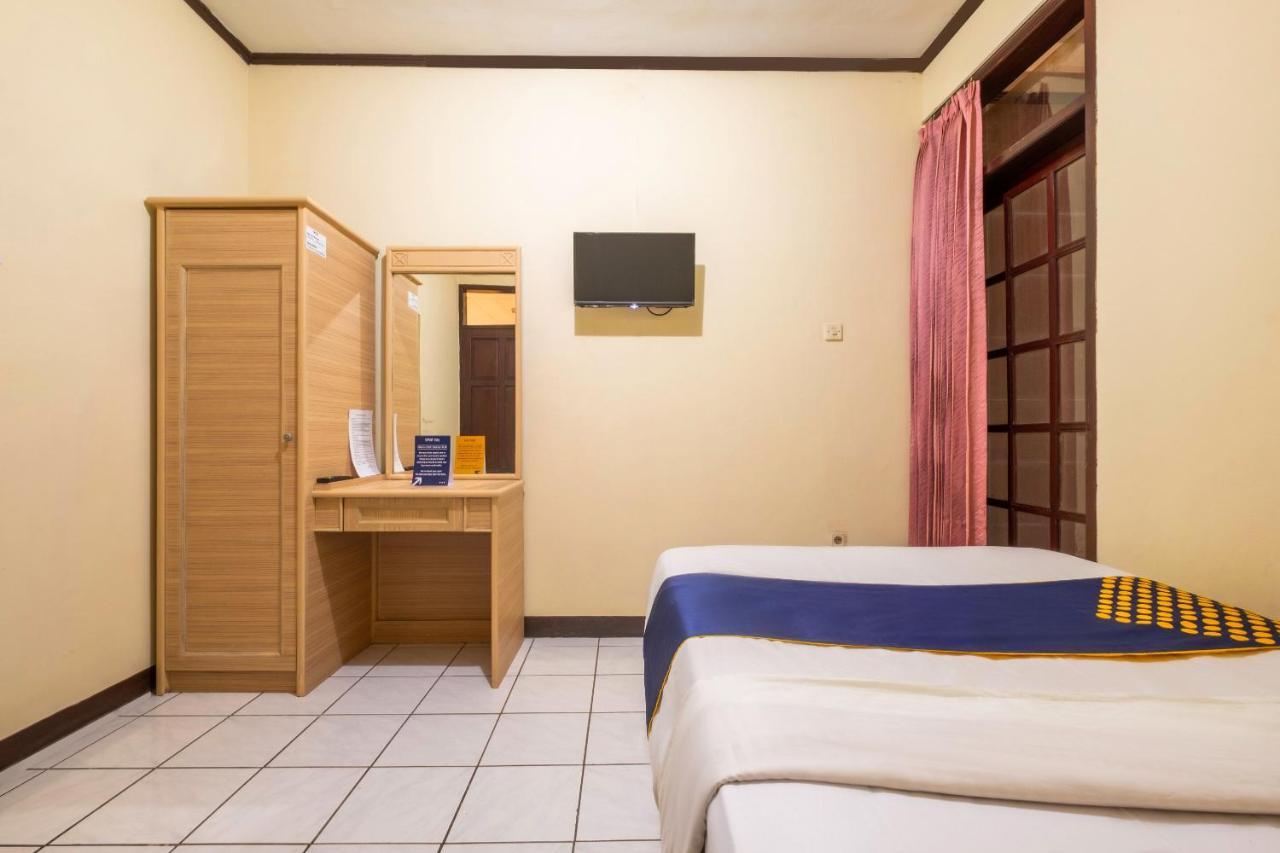 Hotel Super Oyo 2672 Bee M Syariah 2*