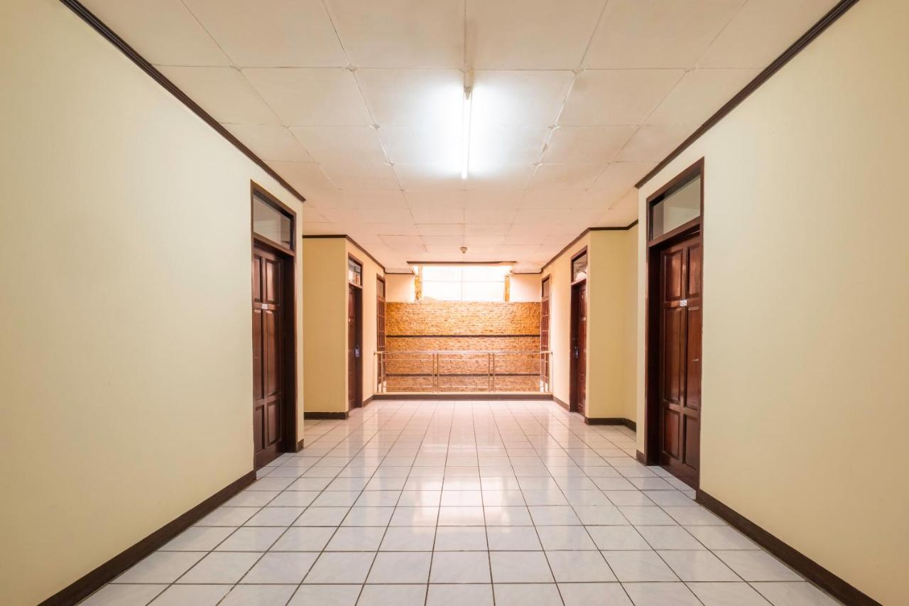 Hotel Super Oyo 2672 Bee M Syariah
